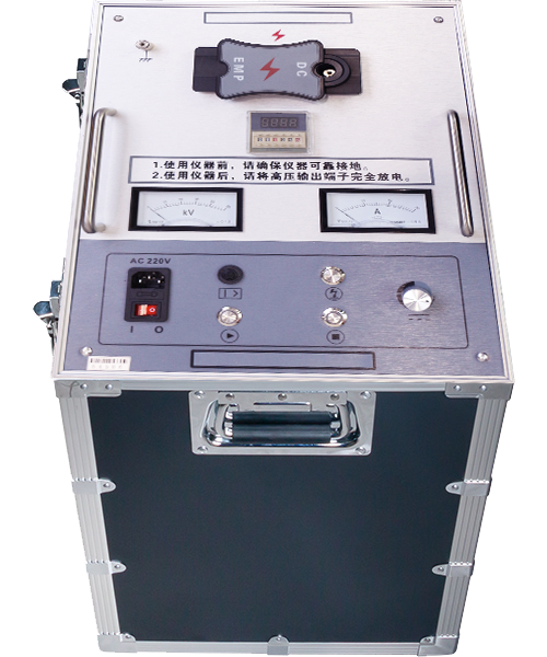 Hochspannungsspannungsgenerator für Hochspannungs-Flashover-Fehltests mit Schlagspannung von 35 kV und Entladungsenergie von 2450 J 1