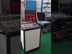 Die in Absatz 1 genannten Anforderungen gelten nicht für die Zulassung von Fahrzeugen, die mit einem Fahrzeug ausgestattet sind.